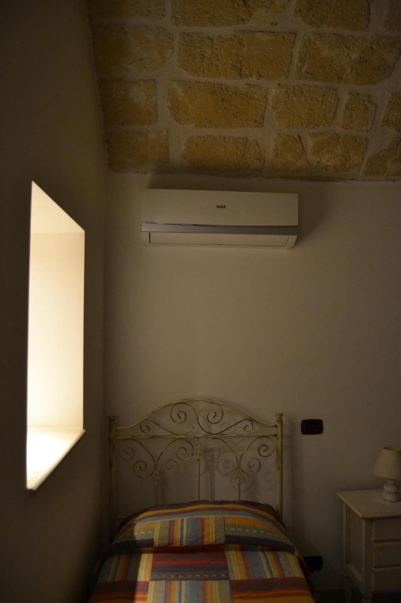 Al Borgo Antico Ristorante E B&B Crispiano Exterior photo